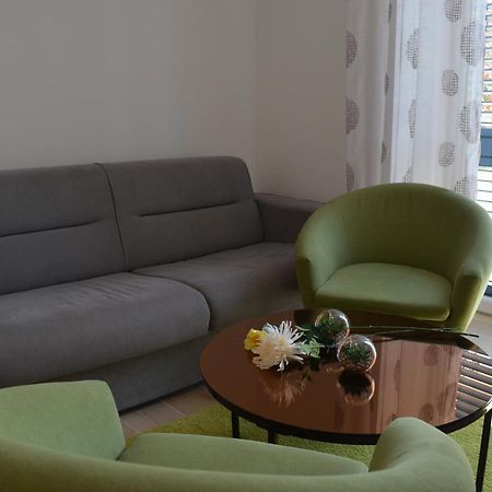 Apartments Korina Crikvenica Bagian luar foto