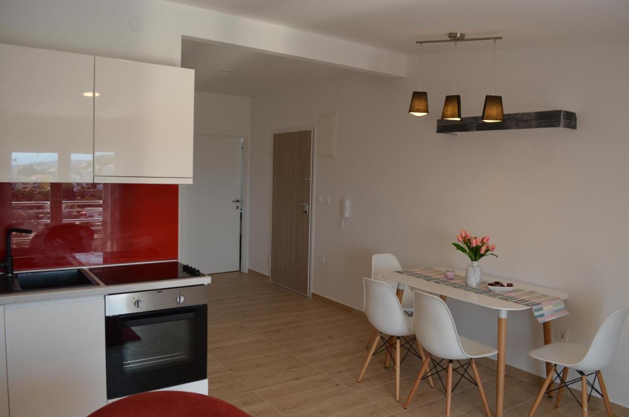 Apartments Korina Crikvenica Bagian luar foto