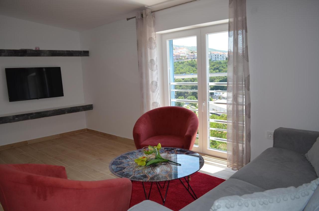Apartments Korina Crikvenica Bagian luar foto
