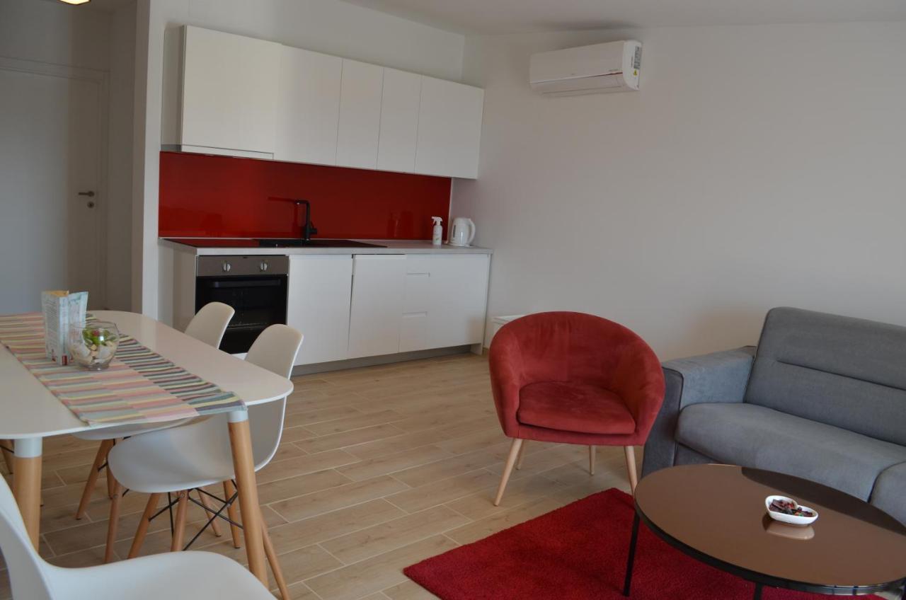 Apartments Korina Crikvenica Bagian luar foto